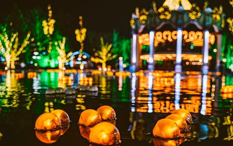 10 Ways to Celebrate the Holidays & Christmas in Dallas 2021